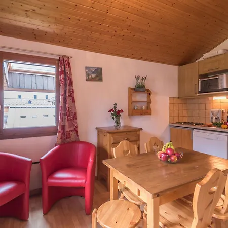 2 Pièces à Chamonix, Vue Mont-blanc, Animaux Admis, Parking - Fr-1-517-26 * Chamonix